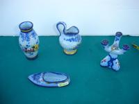 4 pqueñas figurillas de ceramica