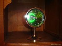 Reloj de cuerda verde