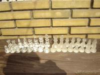 Piezas de ajedrez de cristal