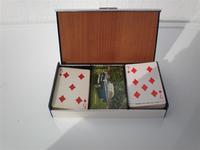 3 barajas de cartas con caja mercedes