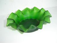 Centro de cristal opalinio verde